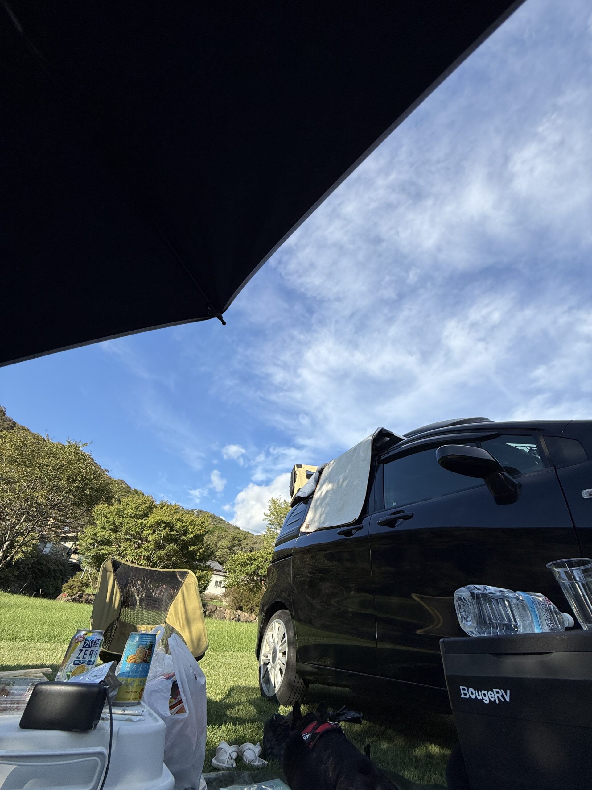 車中泊時の車内